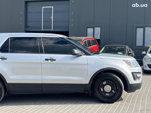 Ford Explorer 2017 серый - фото 14