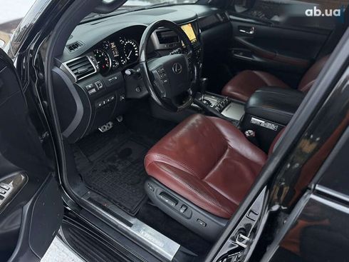 Lexus LX 2015 - фото 17