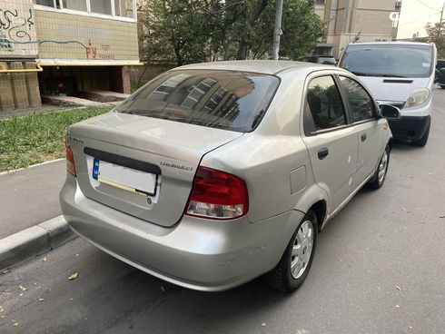 Chevrolet Aveo 2005 серый - фото 5