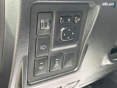 Toyota Land Cruiser 2013 - фото 17