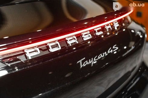 Porsche Taycan 2020 - фото 20