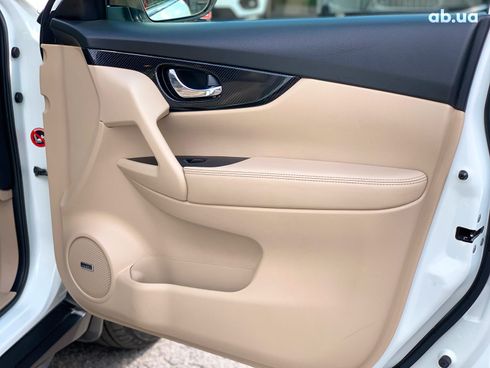 Nissan X-Trail 2017 белый - фото 23