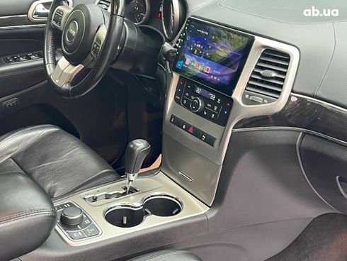 Jeep Grand Cherokee 2012 белый - фото 34