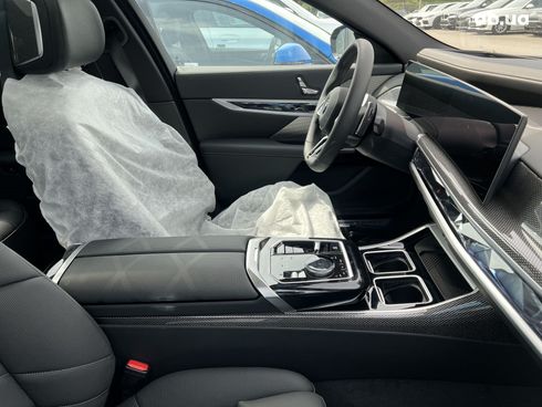 BMW 7 серия 2023 - фото 37