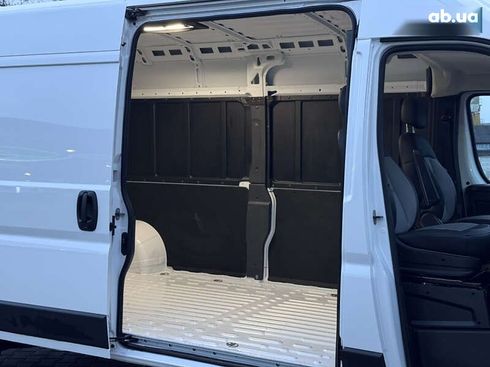 RAM Promaster City 2024 - фото 13