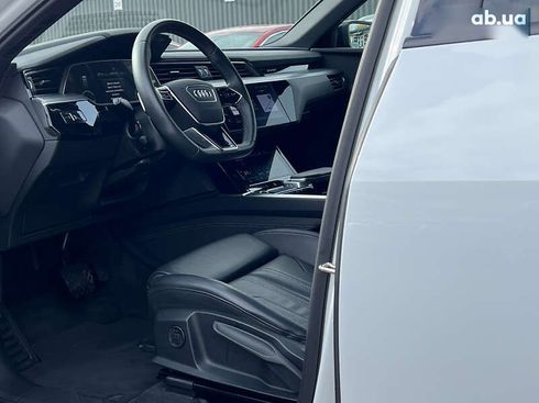 Audi E-Tron 2022 - фото 25