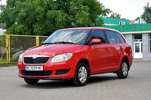 Skoda Fabia 2010 - фото 23