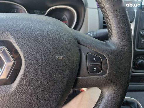 Renault Trafic 2019 - фото 21