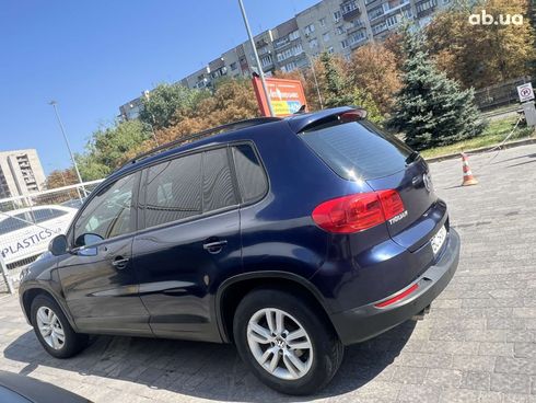 Volkswagen Tiguan 2015 синий - фото 9