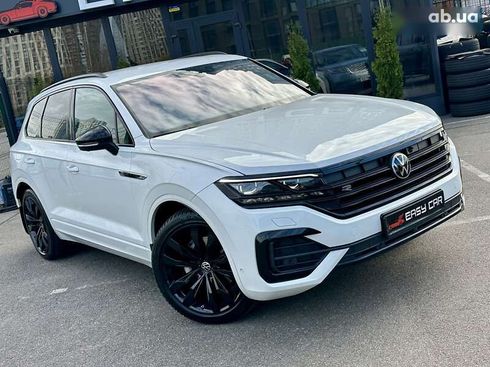 Volkswagen Touareg 2023 - фото 17