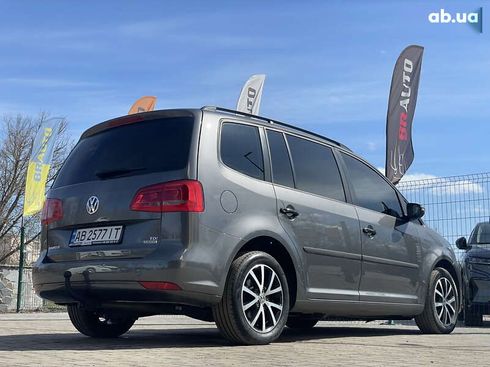 Volkswagen Touran 2012 - фото 15