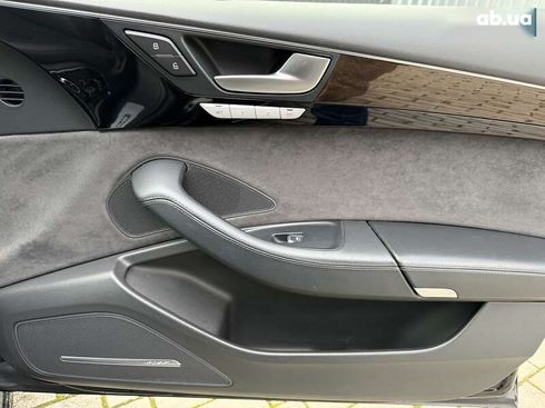 Audi A8 2017 - фото 26