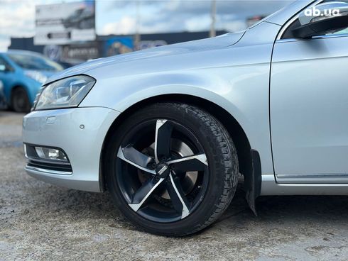 Volkswagen Passat 2012 серый - фото 6