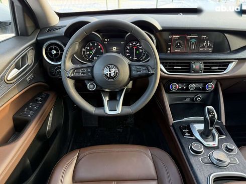 Alfa Romeo Stelvio 2020 - фото 27