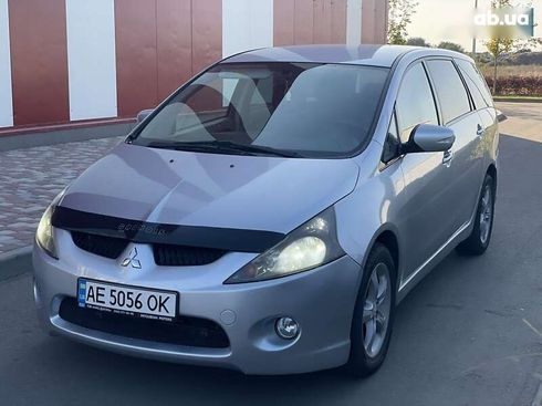 Mitsubishi Grandis 2006 - фото 8