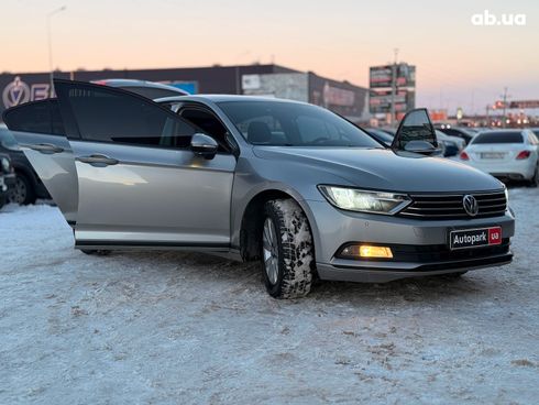 Volkswagen Passat 2016 серый - фото 34