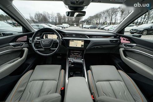 Audi E-Tron 2021 - фото 28