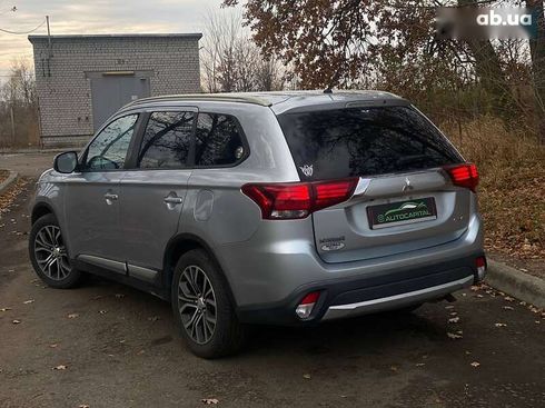 Mitsubishi Outlander 2015 - фото 11