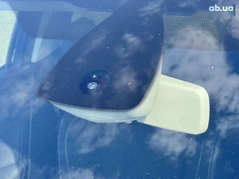 Renault Megane 2019 - фото 15