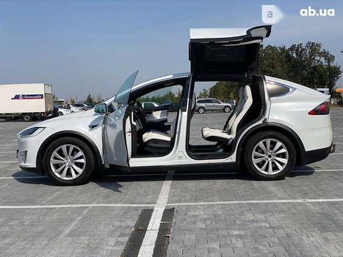 Tesla Model X 2017 - фото 24