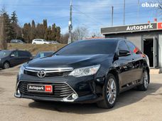 Продаж вживаних Toyota Camry 2016 року у Вінниці - купити на Автобазарі