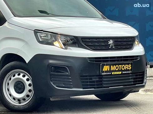 Peugeot Partner 2023 - фото 18