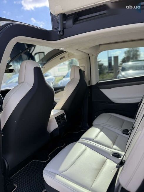 Tesla Model X 2018 - фото 30