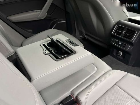 Audi Q5 2017 - фото 26