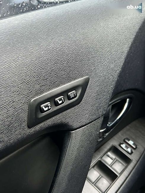 Toyota Avensis 2009 - фото 23