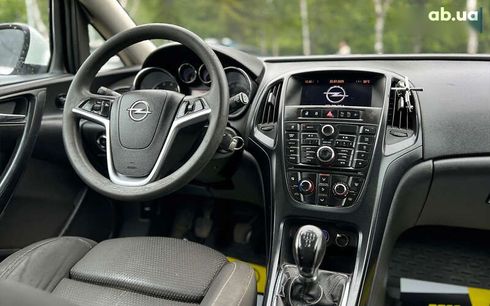 Opel Astra 2012 - фото 12