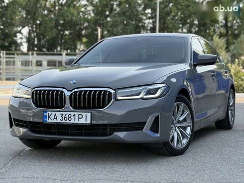BMW 5 серия 2021 - фото 10