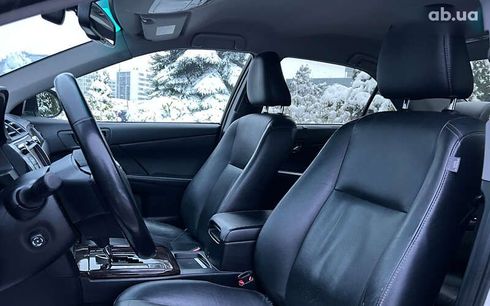 Toyota Camry 2017 - фото 9