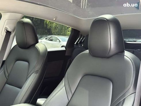 Tesla Model Y 2024 - фото 14