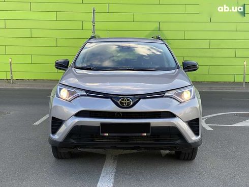 Toyota RAV4 2018 - фото 3