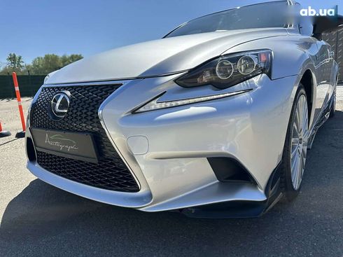 Lexus IS 2015 - фото 27