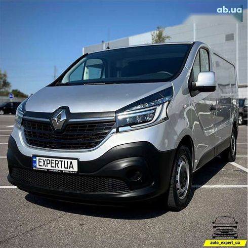 Renault Trafic 2021 - фото 7