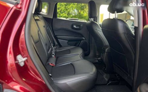 Jeep Compass 2021 - фото 30
