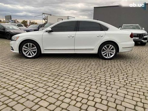Volkswagen Passat 2018 - фото 4