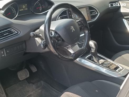 Peugeot 308 2016 белый - фото 13