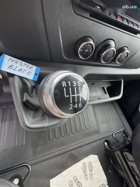 Renault Master 2021 - фото 22