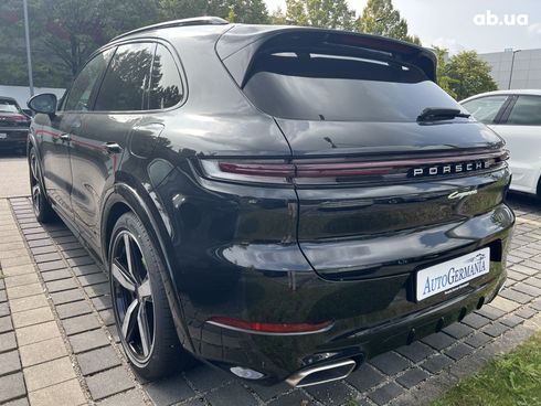 Porsche Cayenne Coupe 2024 - фото 24