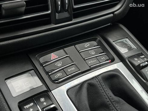 Porsche Macan 2020 серый - фото 25