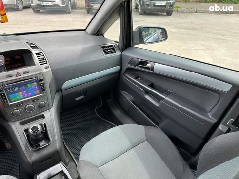 Opel Zafira 2006 серый - фото 18