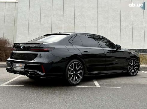 BMW 7 серия 2023 - фото 17