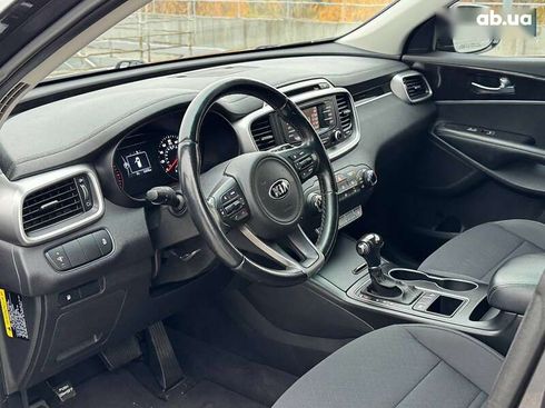 Kia Sorento 2016 - фото 16