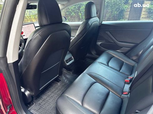 Tesla Model 3 2020 красный - фото 16