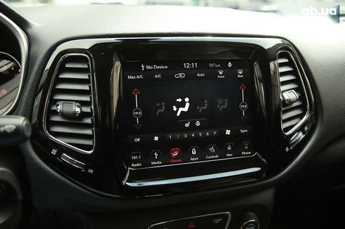 Jeep Compass 2017 - фото 15