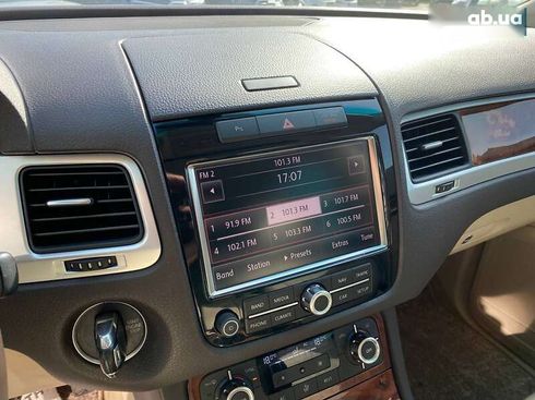 Volkswagen Touareg 2011 - фото 16