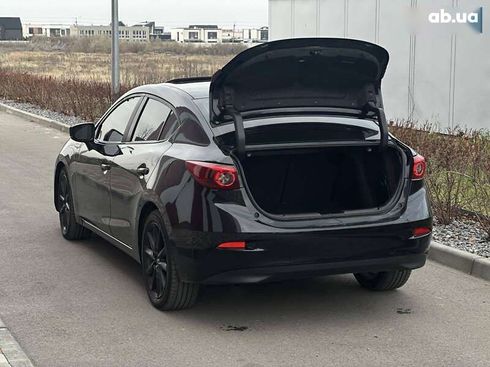 Mazda 3 2017 - фото 11