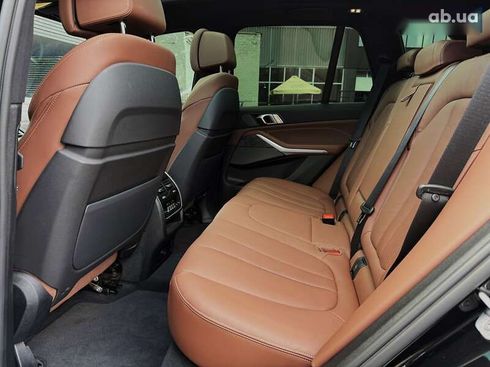 BMW X5 2022 - фото 30